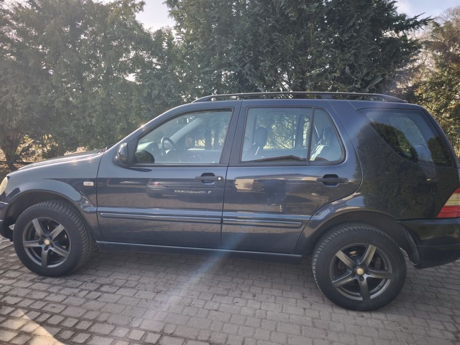 Mercedes ML 2.7 CDI automat, Hak