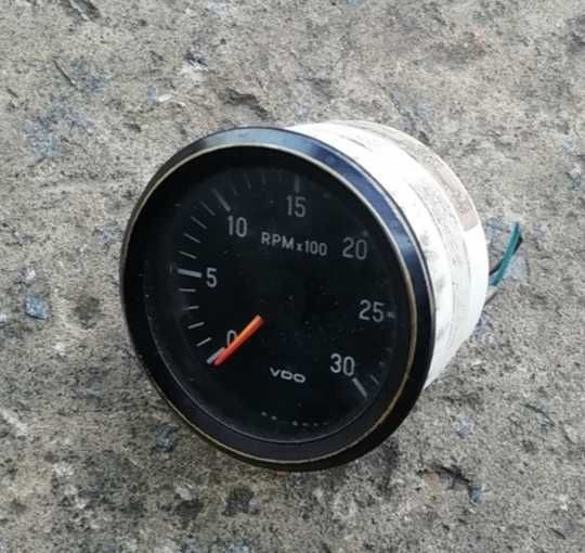 Бампер мерседес 609 611 709 711 809 811 814 рекс варіо шрот