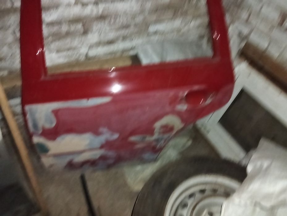 Продам задні двері шкода тур!
