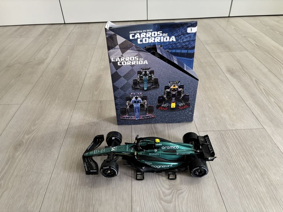 Miniatura formula 1 escala 1/18 Aston Martin