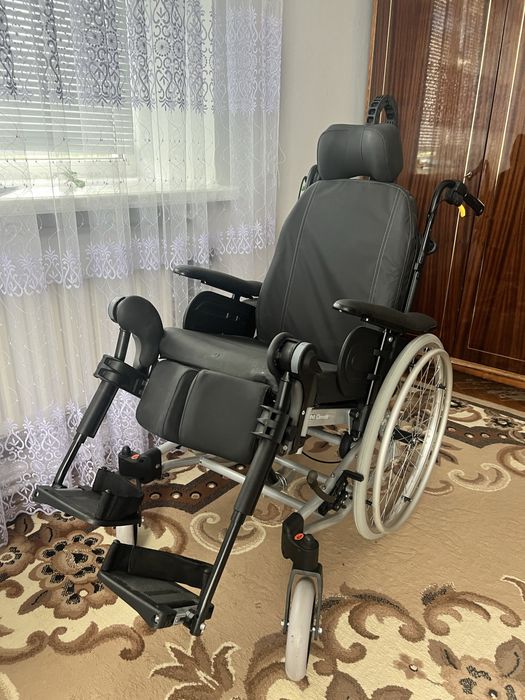 Інвалідний візок новий Invacare Rea Clematis ТЕРМІНОВО