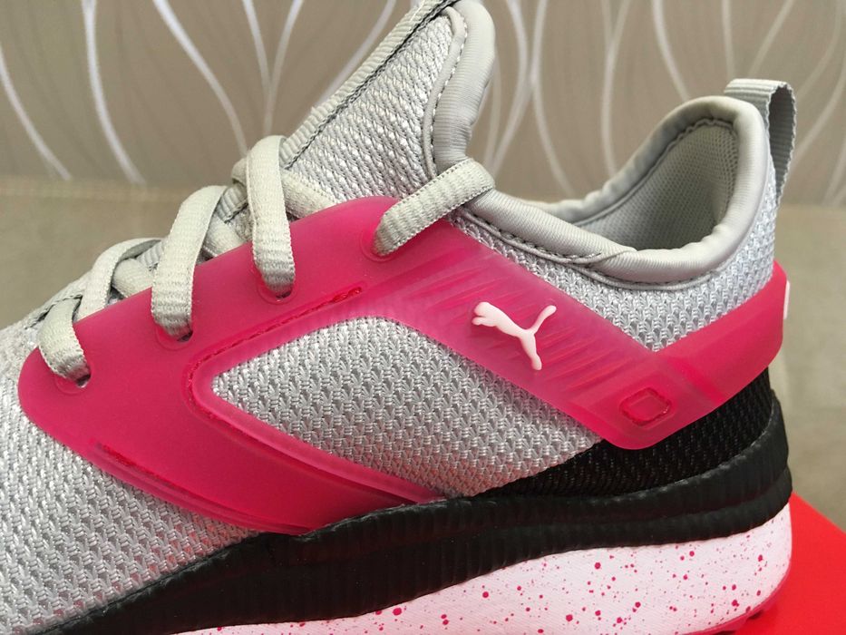 Кросівки PUMA ОРИГІНАЛ із USA розмір 37,5-38 устілка 23,5 см