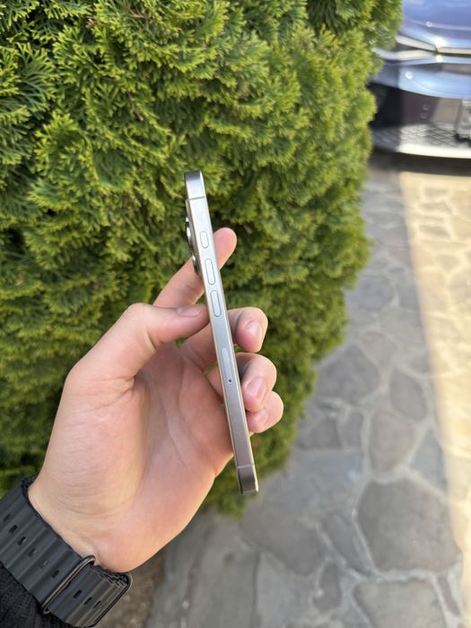 Apple iphone 16 pro 128gb ,як новий!