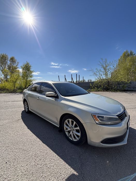 Продам автомобіль Volkswagen Jetta 6 2011