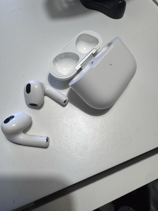 Airpods 3 com caixa e fio de carregamento original