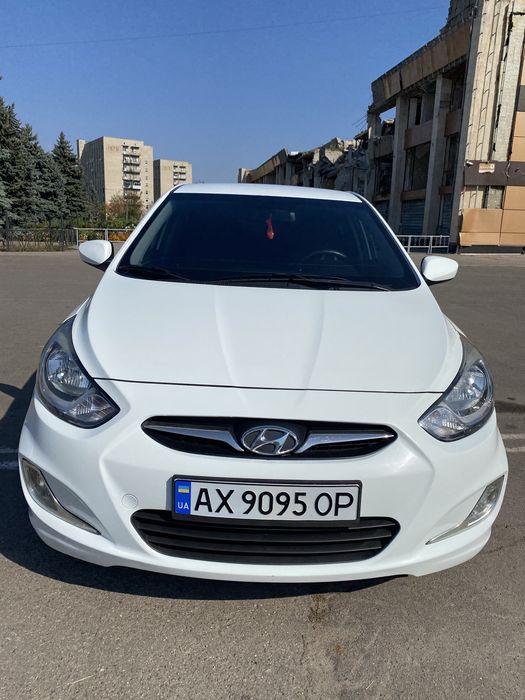 Hyundai Accent 2011