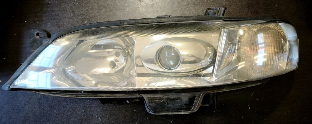 Farol Opel Vectra 1999/2002 xenon