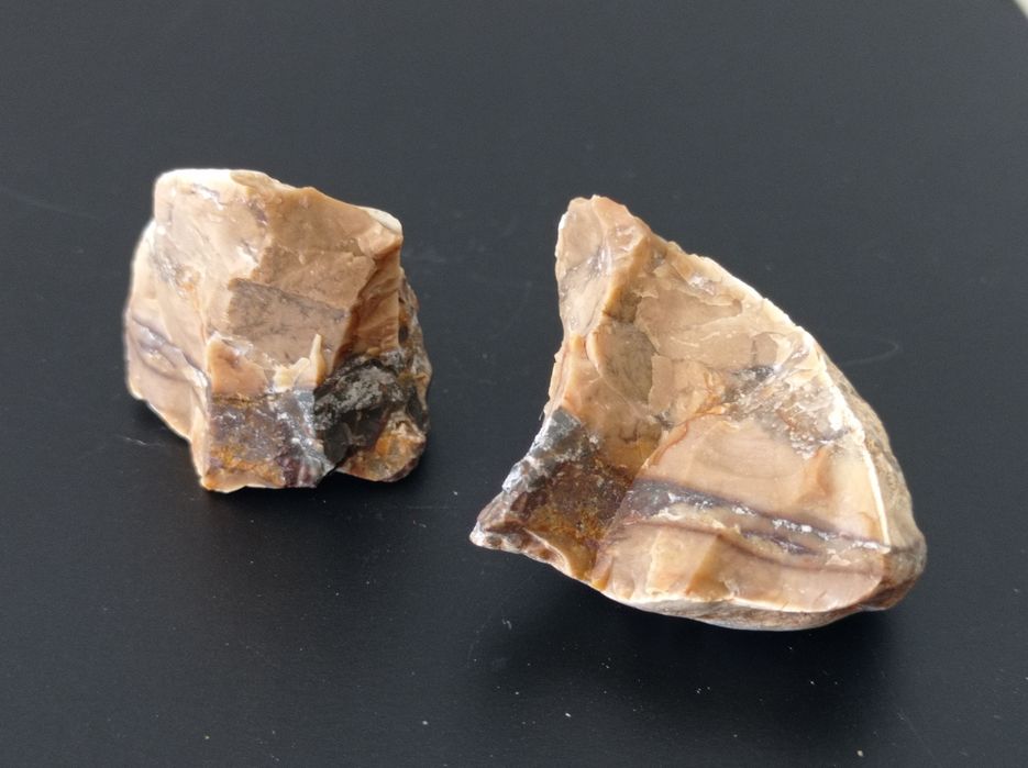 Minerał z Maroka, jaspis. 2 bryłki