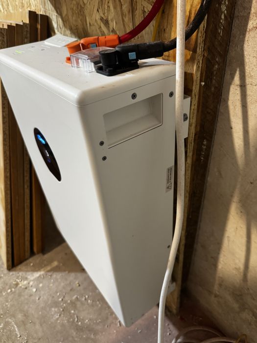 Deye SE-F5 Pro-C LiFePO4