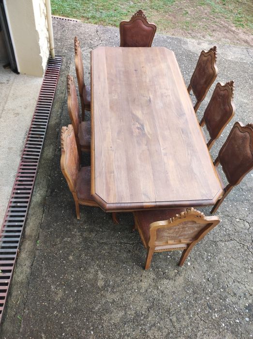 Mesa Castanho Maciço