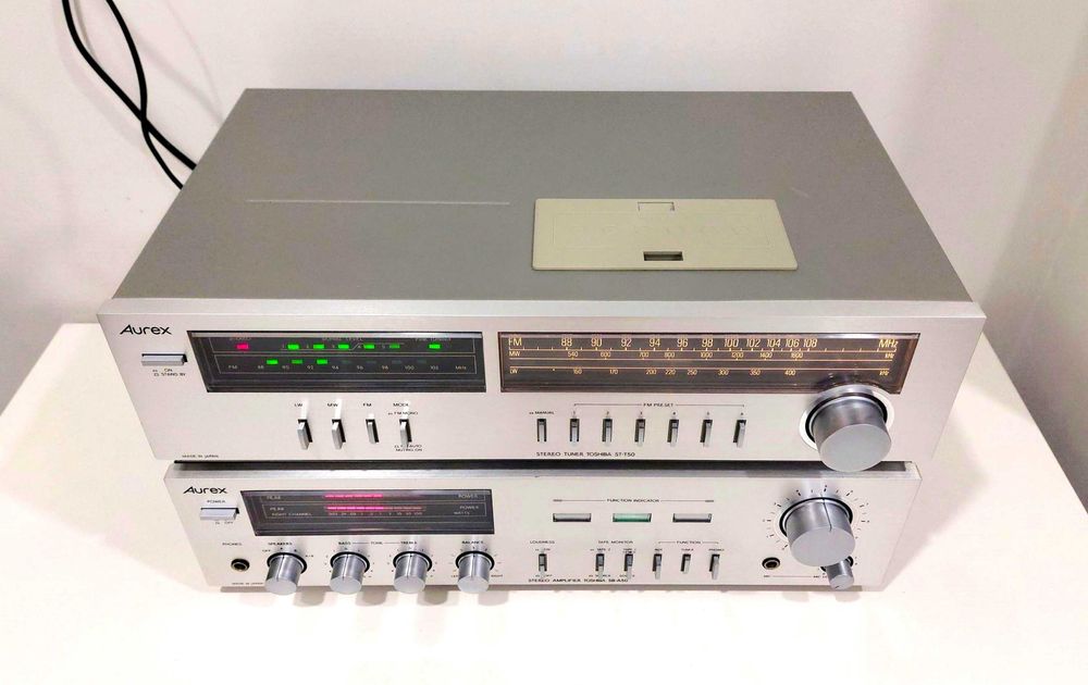 Amplificador e Sintonizador " vintage" TOSHIBA Aurex (imaculados) + OFERTA Bluetooth*