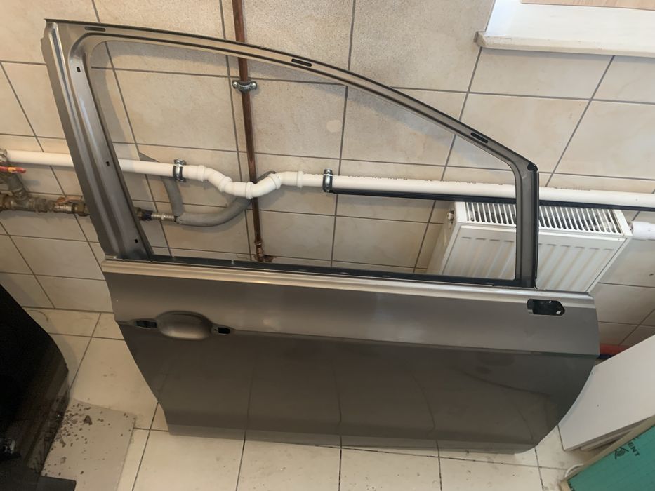 Volkswagen Touran III drzwi prawe