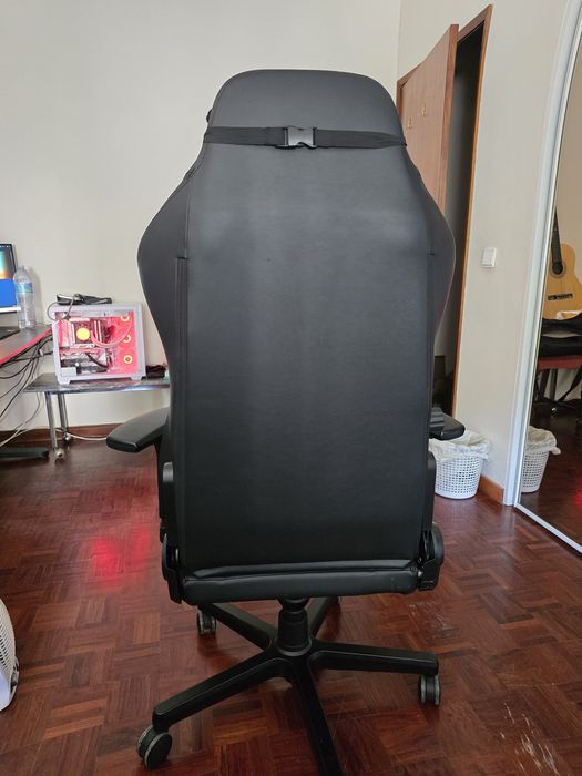 Cadeira gaming noblechairs
