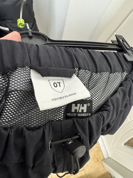 Spodnie przeciw deszczowe hellyhansen