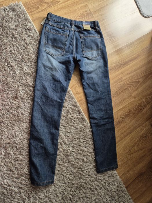 Damskie spodnie jeansowe, Chapter Young,nowe,r.M