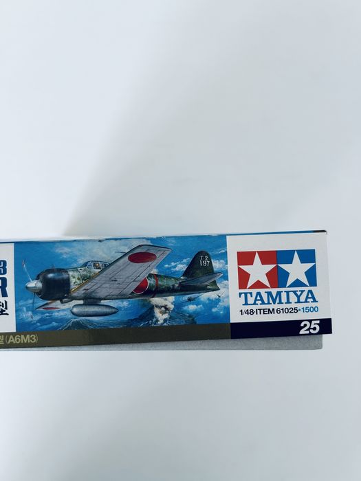 Samolot Mitsubshi A6M3 Zero model do sklejania Tamiya 61025