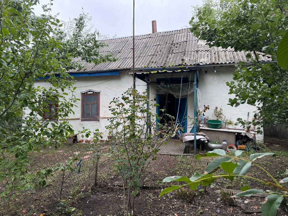 Продається бюджетний будинок в селі Жоравка
