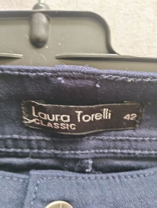 Spodnie damskie klasyczne