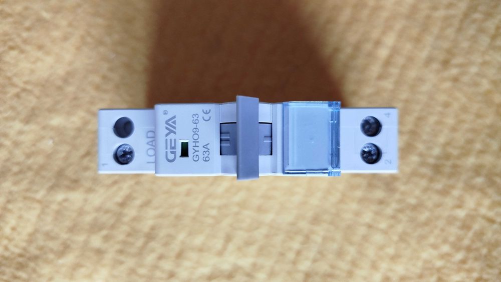 Трёхпозиционный переключатель Geya 1P,63A(автомат ввода)