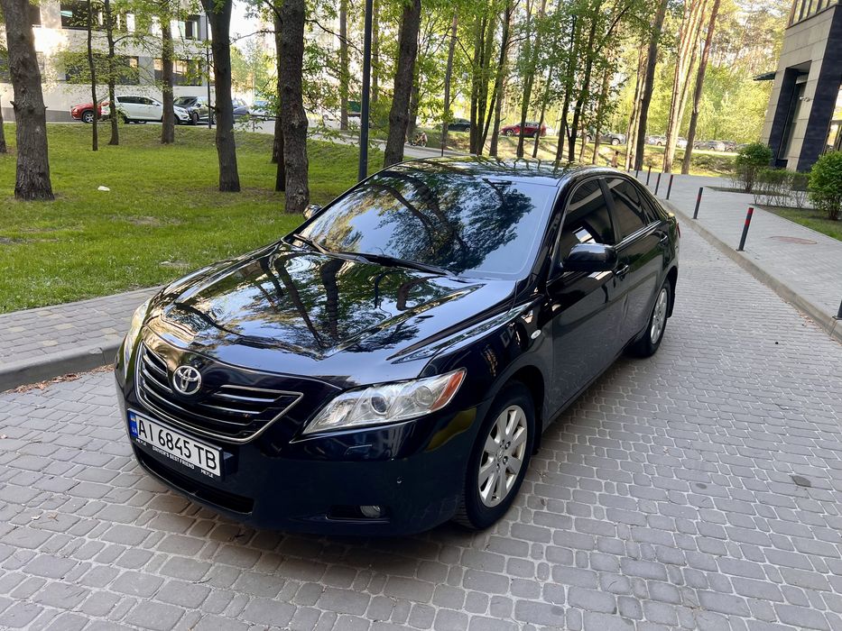 Продаж Toyota Camry 40