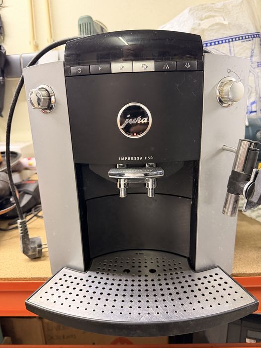 Jura F50 maquina de café