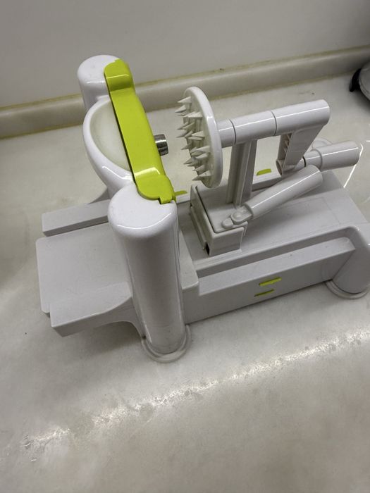 Espiralizador / cortador manual