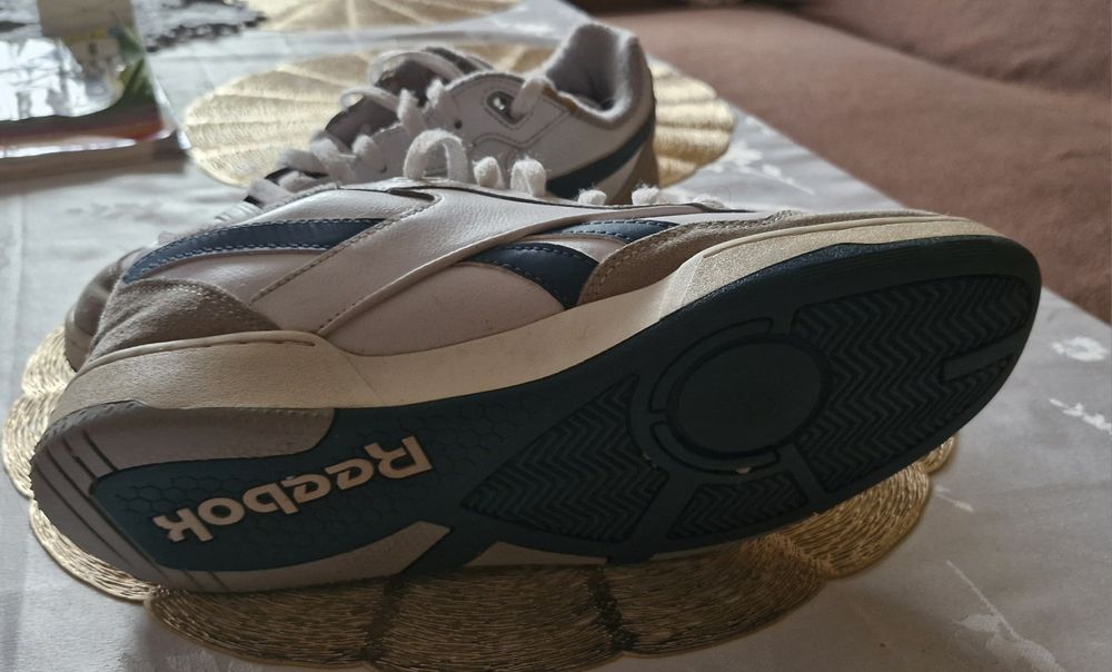 Reebok BB 4000 II