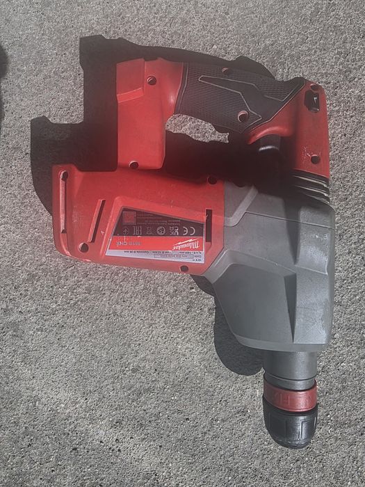 Młotowiertarka milwaukee m18chx.  Zadbana