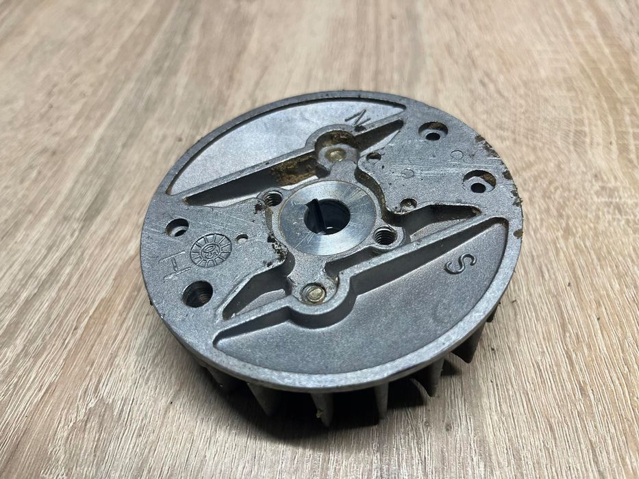 Farmer Mks 360 Magneto Koło Magnesowe