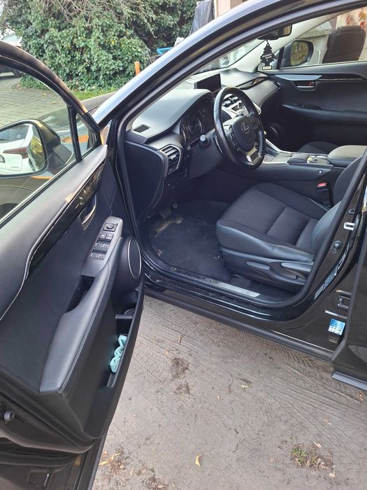 Samochód Osobowy Lexus NX 300