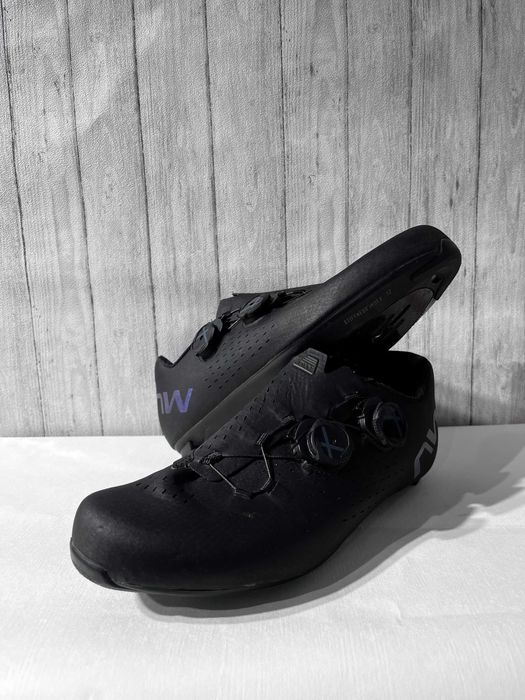 Powystawowe Buty Rowerowe Northwave  Extreme Gt3 r. 42