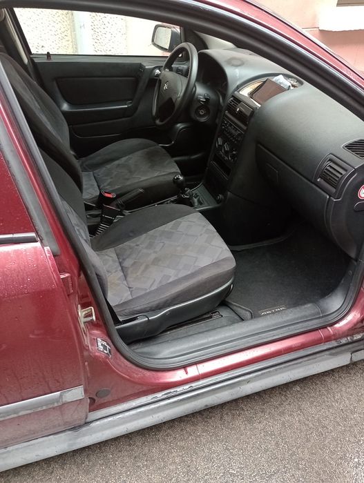 Vende Astra Opel 1999