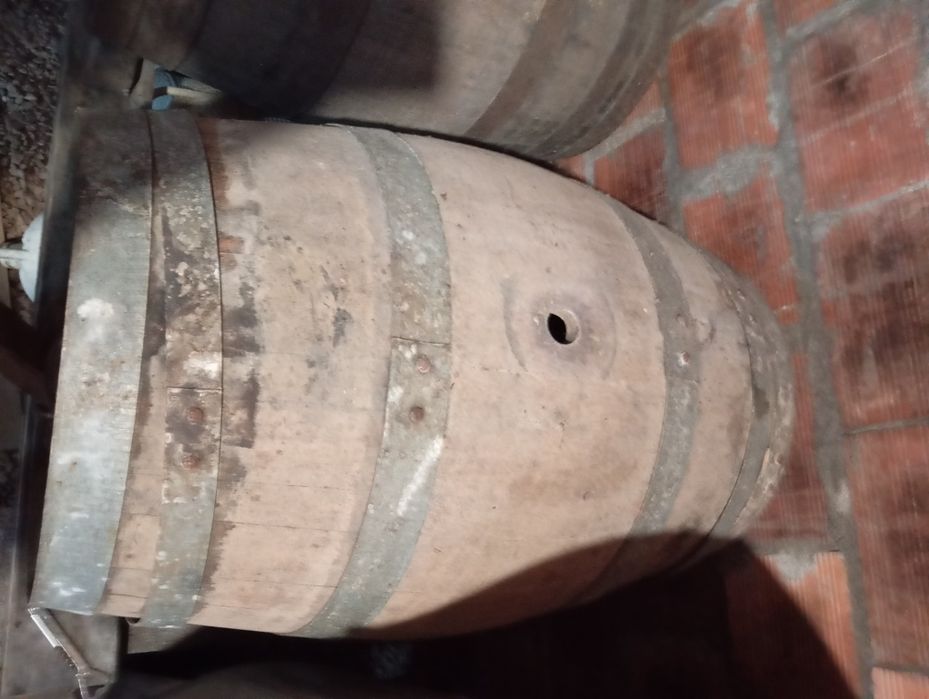 Pipas vinho de madeira