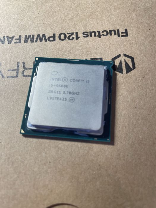 Procesor Intel Core i5-9600k