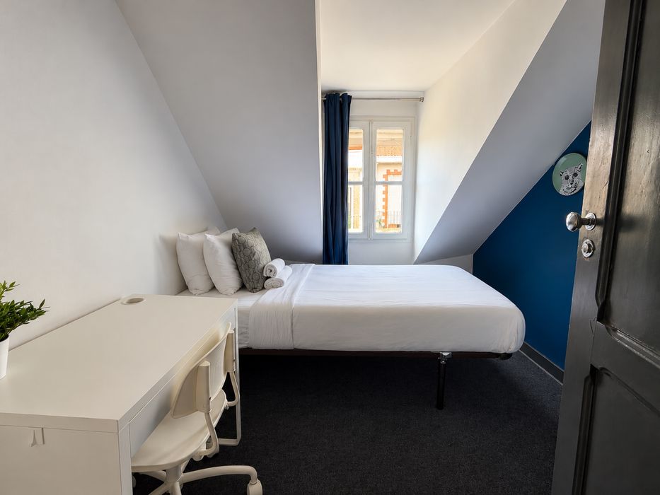 Quarto de solteiro em Arroios