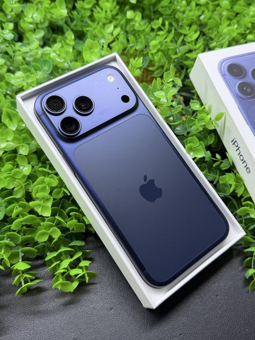 iPhone 17 Pro Max, 256gb, Blue (Neverlock) Айфон 17 Про Макс #1061