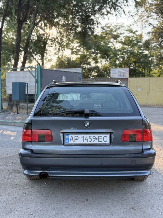 BMW e39. 2.8 Automat