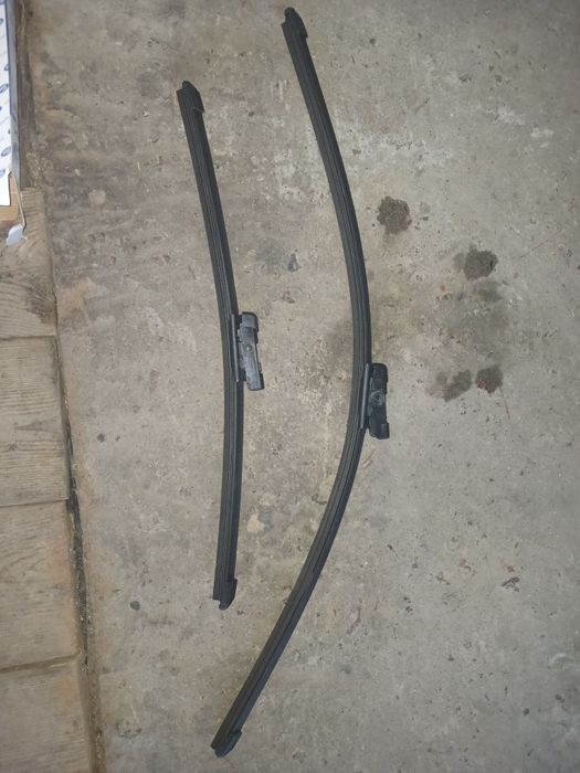 Продам щітки склоочисника  форд фокус 2009-2010