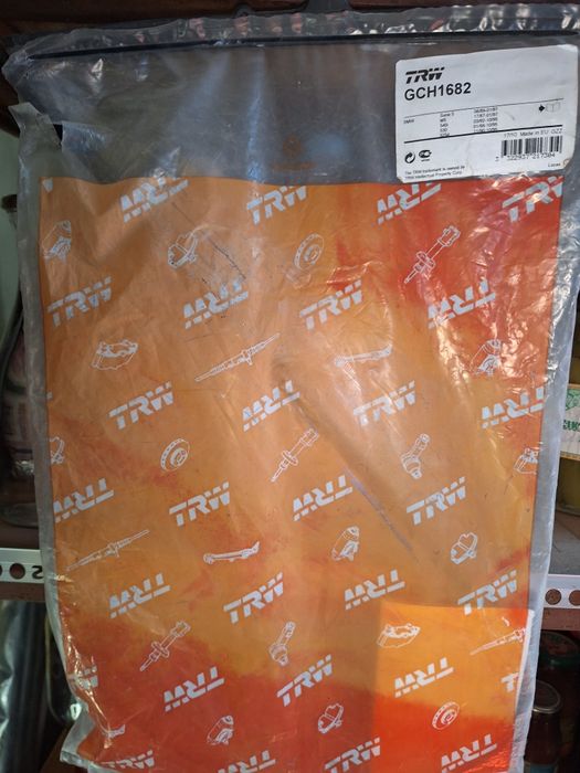 Трос ручного гальма задній правий/лівий GCH1682 TRW (34411162005)