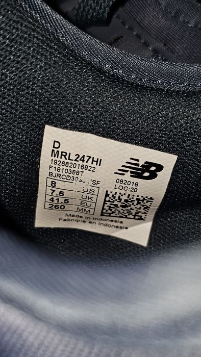 Buty nowe sportowe New Balance modny kolor rozmiar 41.5