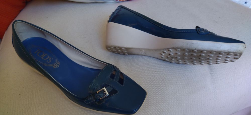 Sapatos Tods com cunha