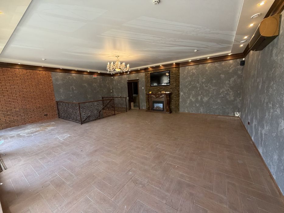 Аренда  кафе/ресторан/магазин 140м2 в центре ул Фалеевская