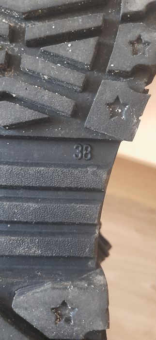 Buty wysokie damskie