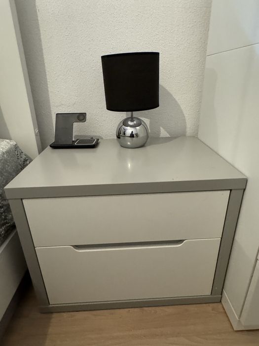 Mesa de cabeceira Viena