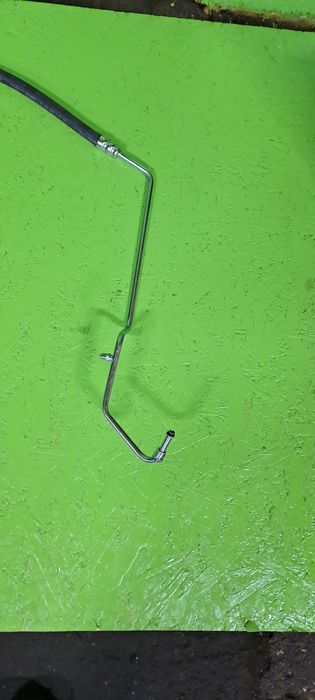 Шланг.трубка гур високого тиску Рено трафік 1.9.Опель віваро 1.9