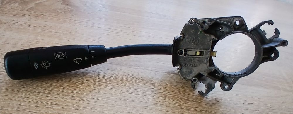 Перемикач поворотів та двірників w210