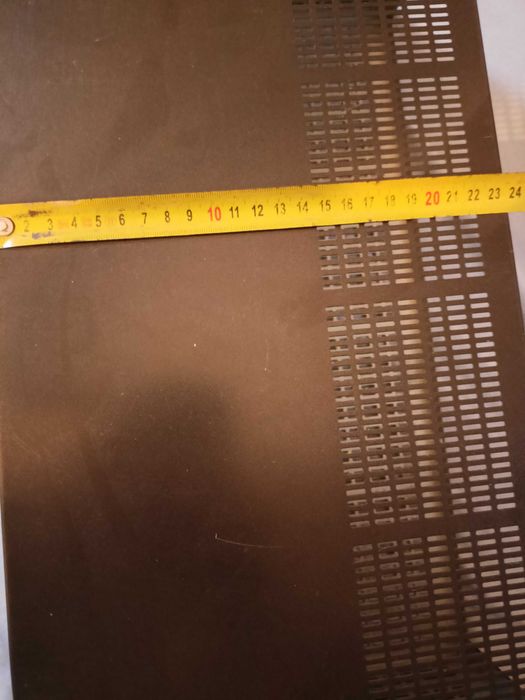 Dwie obudowy do wzmacniacza Technics SU-V550