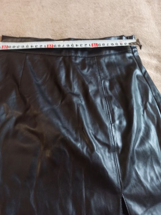 Шкіряна спідниця 42 р