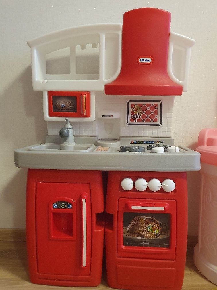 Little tikes red kitchen deals