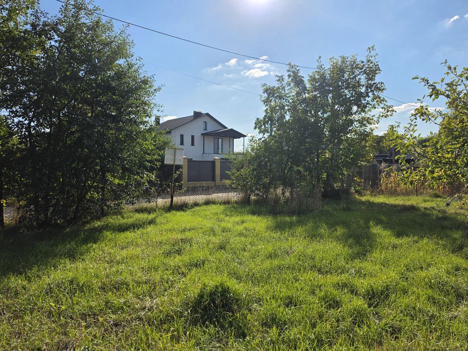 Продаж будинку в Лезнево